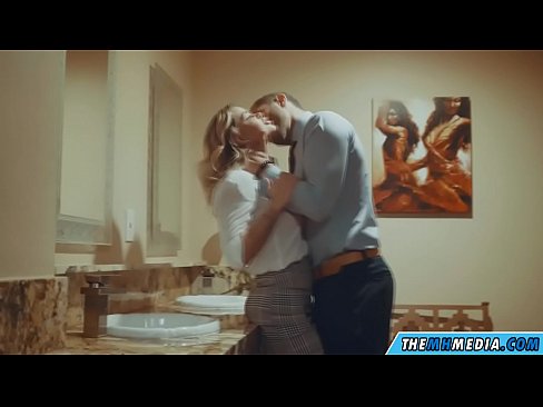 ❤️ Wanneer een rondborstige blondine je verleidt in een openbaar toilet ❤️ Super sex at us nl.kassavrn.ru ❌❤